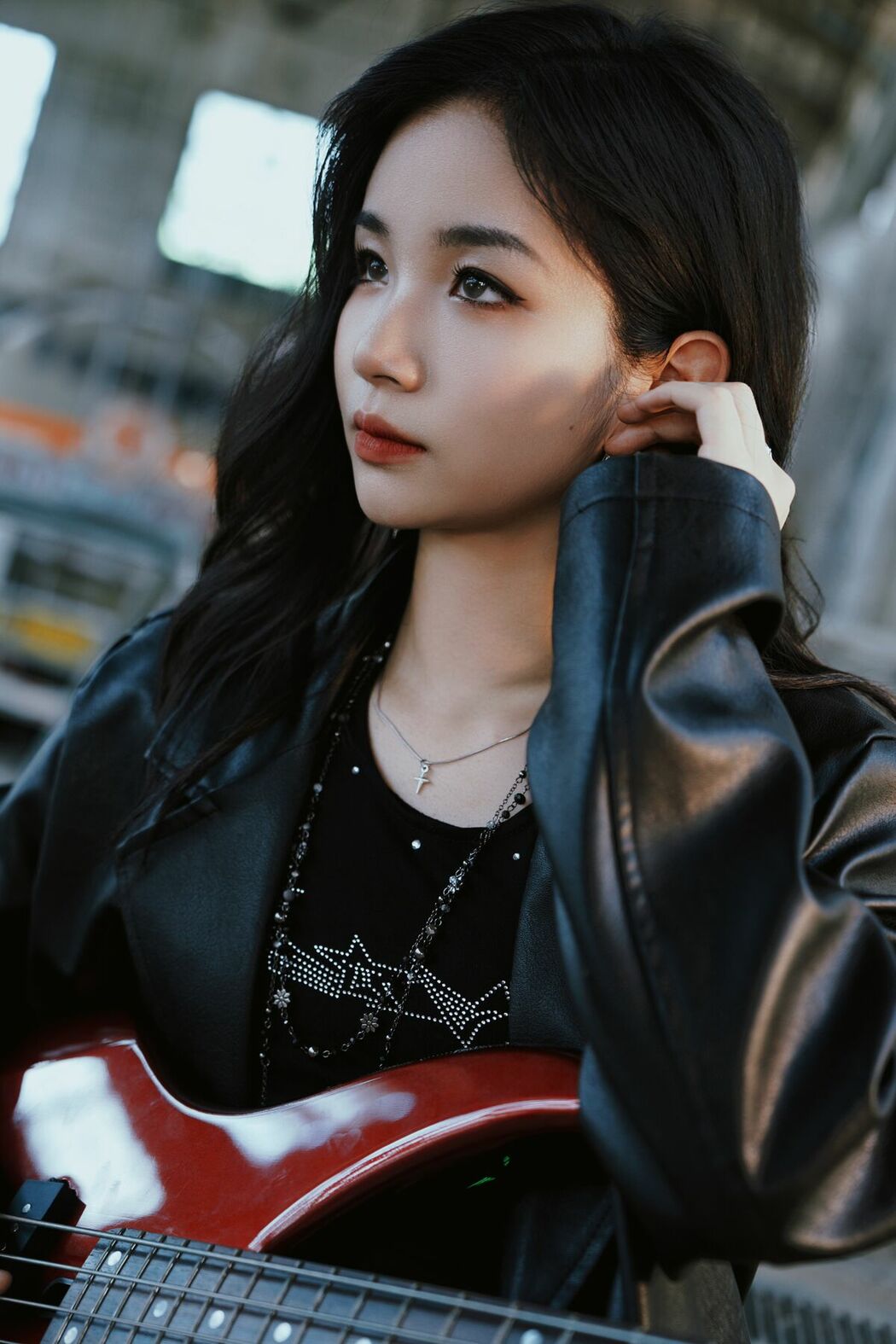 YiTuYu艺图语 Vol.10154 Tou Ming Yu Yu (16P)