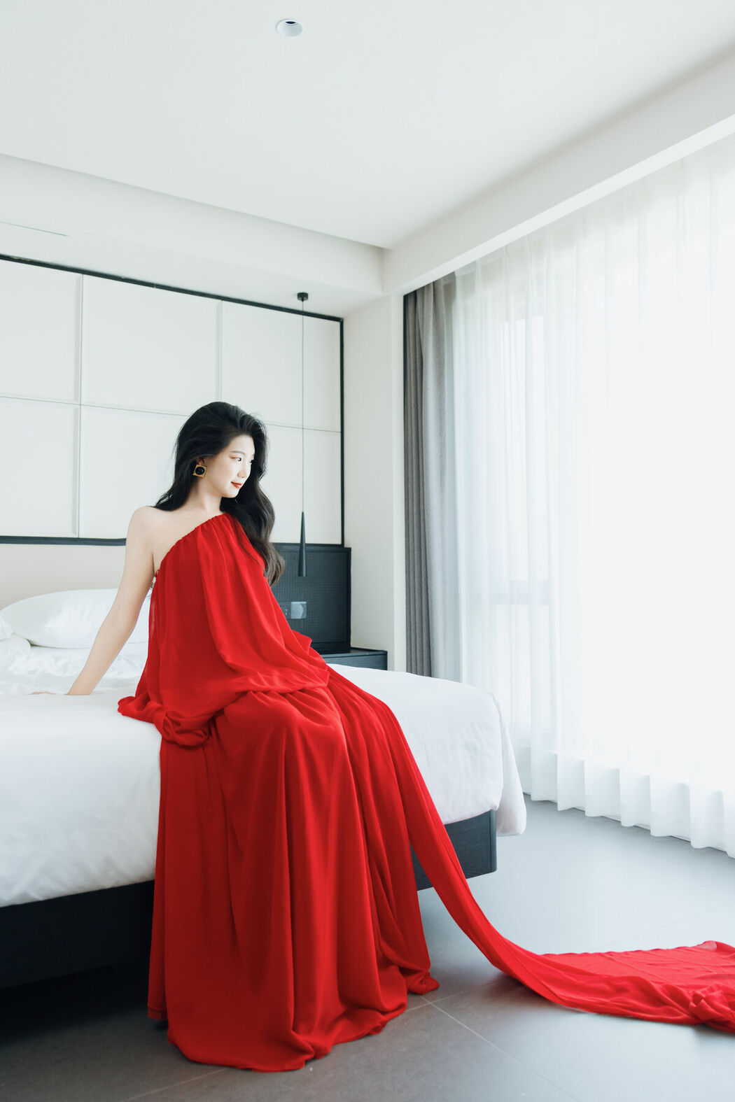 YiTuYu艺图语 Vol.10160 Yi Bei Yang Zhi (27P)