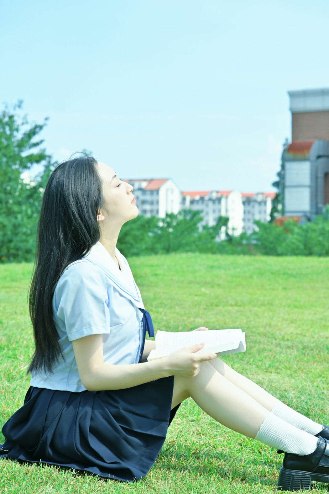 YiTuYu艺图语 Vol.10159 Vicky (14P)