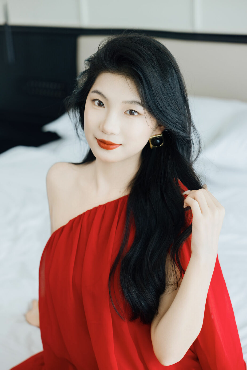 YiTuYu艺图语 Vol.10160 Yi Bei Yang Zhi (27P)