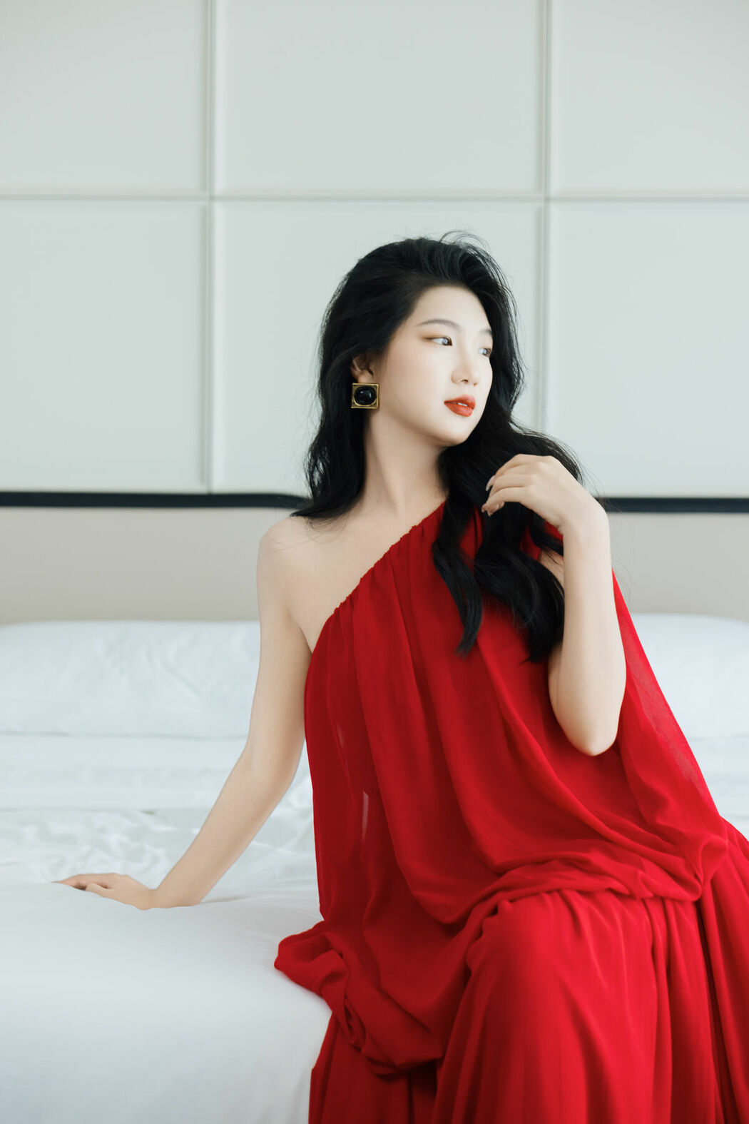 YiTuYu艺图语 Vol.10160 Yi Bei Yang Zhi (27P)