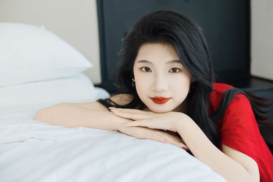 YiTuYu艺图语 Vol.10160 Yi Bei Yang Zhi (27P)