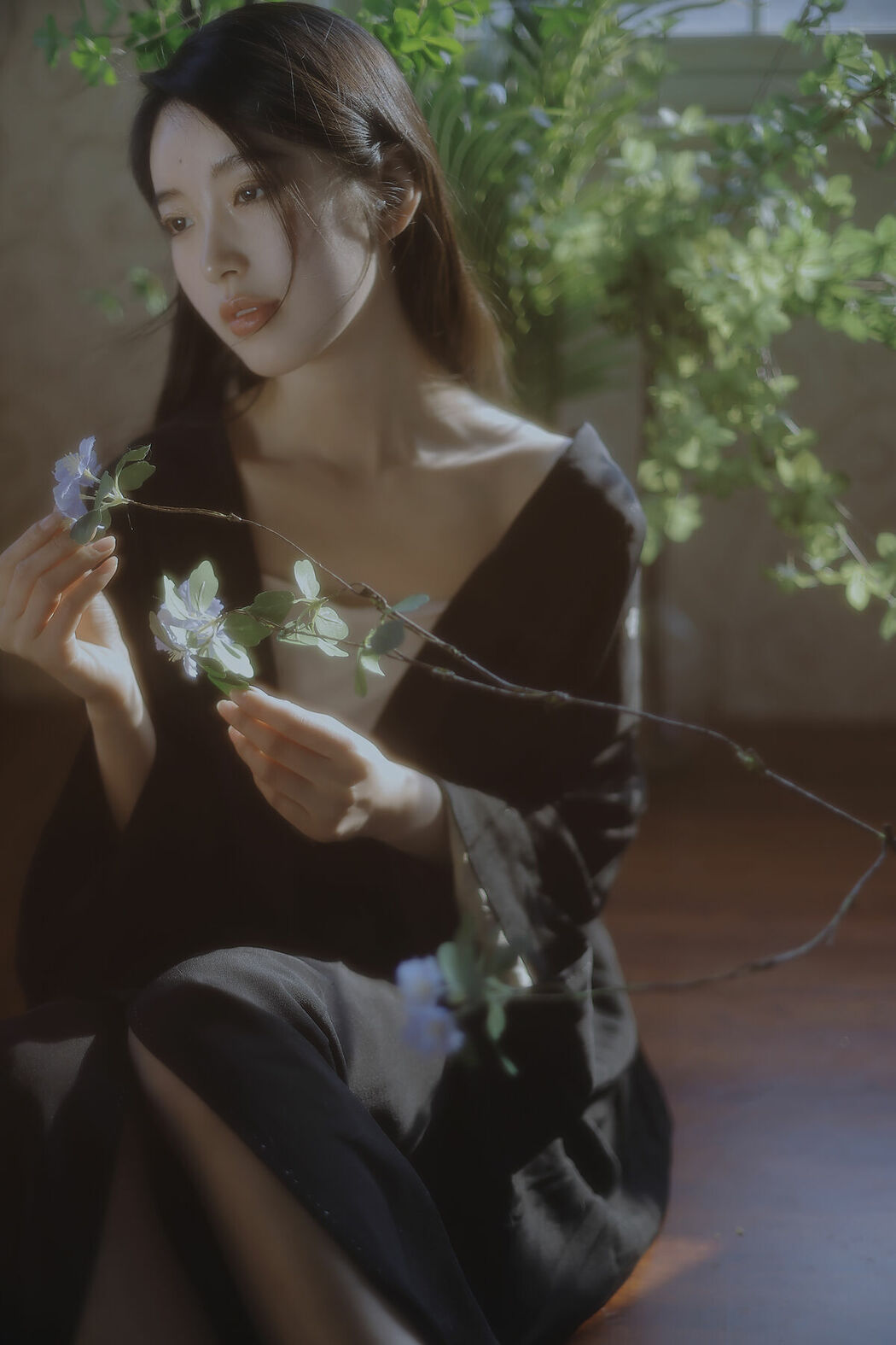 YiTuYu艺图语 Vol.10163 Mei Lu Zi (18P)