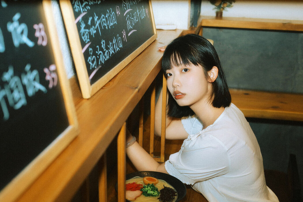 YiTuYu艺图语 Vol.10164 Chen Cheng Er (21P)