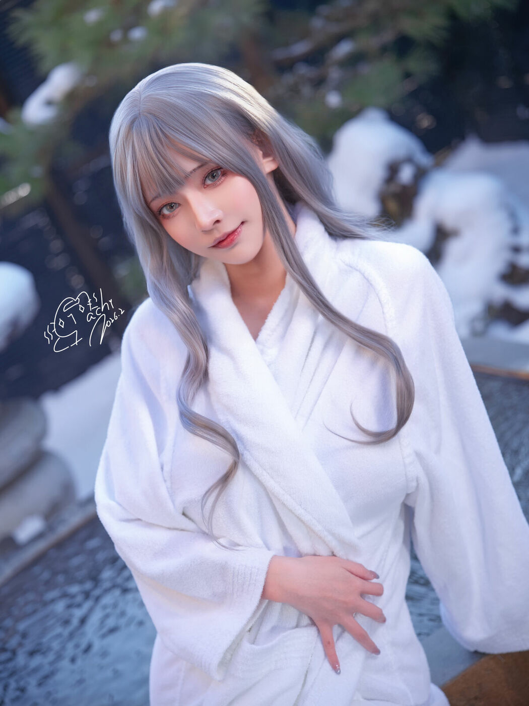 Coser@Machi馬吉 – 温泉浴袍 (25P – 1V)