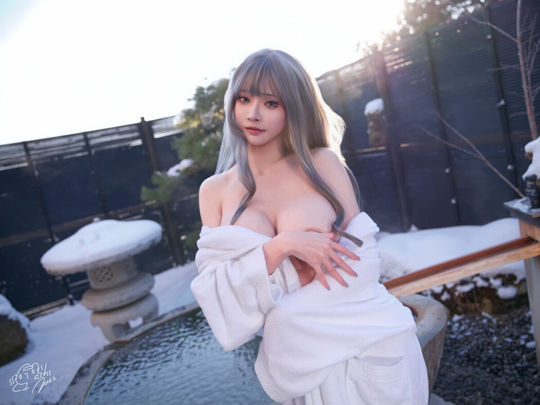 Coser@Machi馬吉 – 温泉浴袍 (25P – 1V)