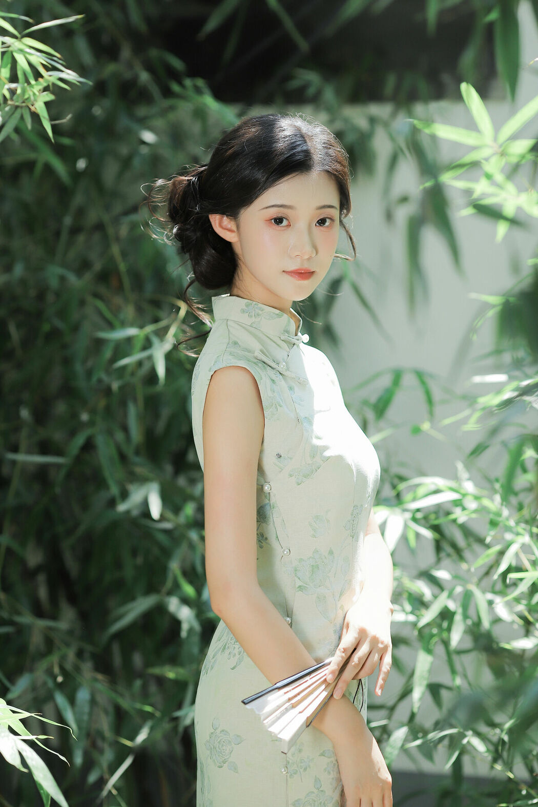 YiTuYu艺图语 Vol.10172 Yi Kou Shao Mai (19P)