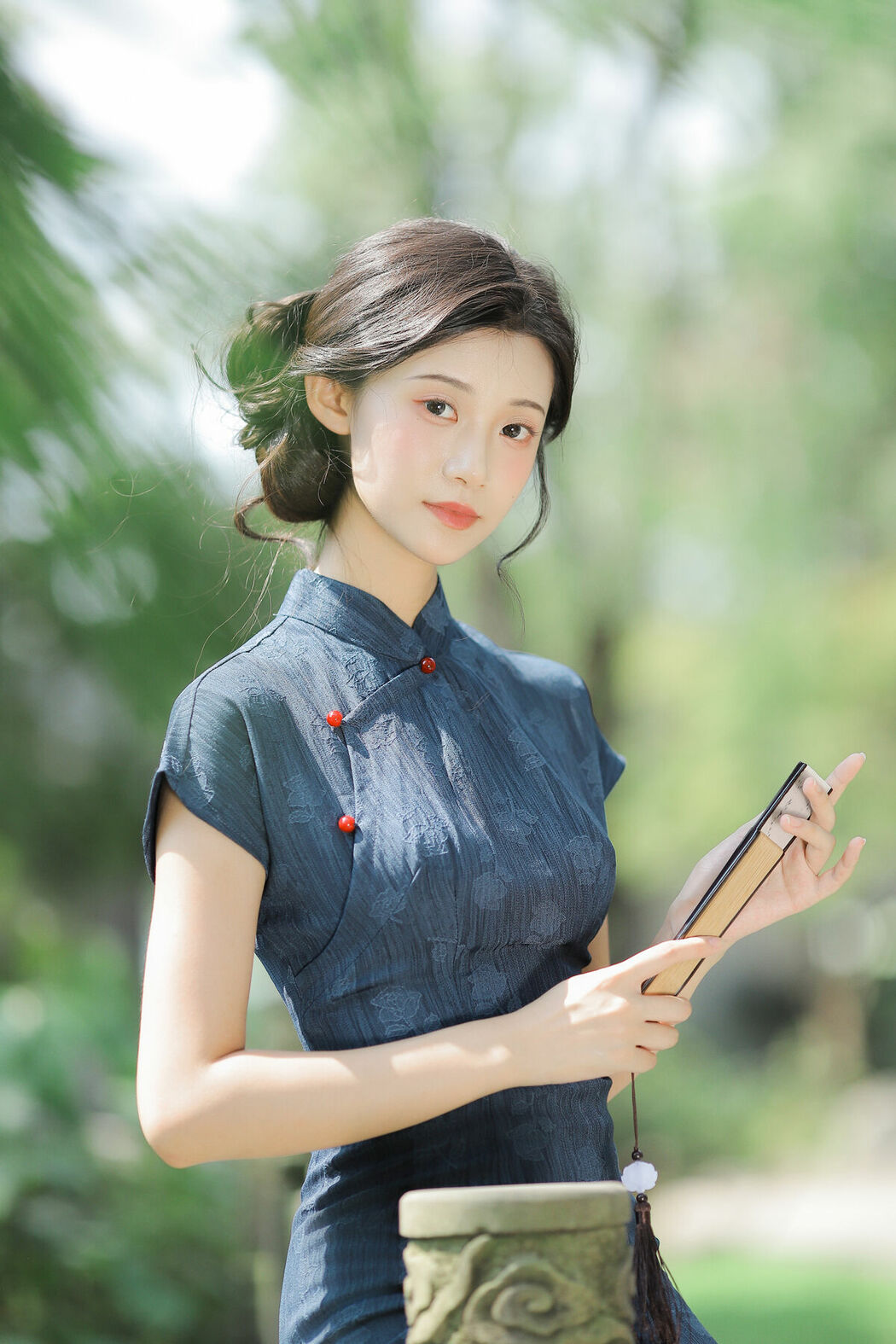 YiTuYu艺图语 Vol.10177 Yi Kou Shao Mai (24P)