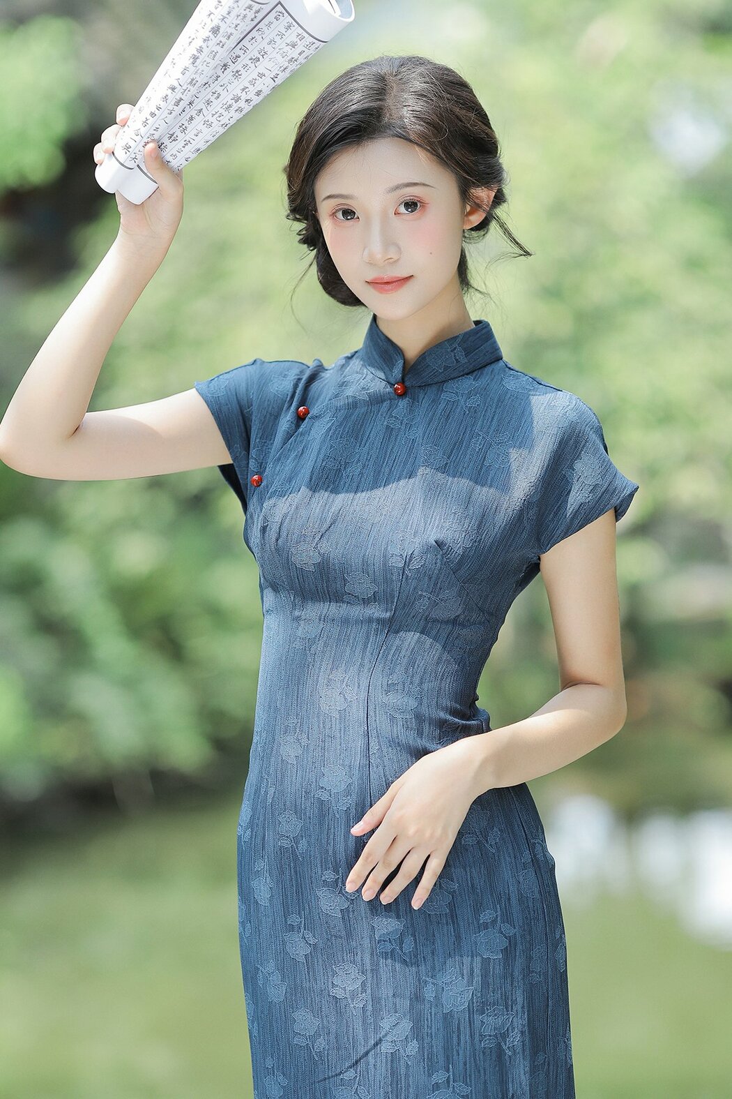 YiTuYu艺图语 Vol.10177 Yi Kou Shao Mai (24P) Cover Photo