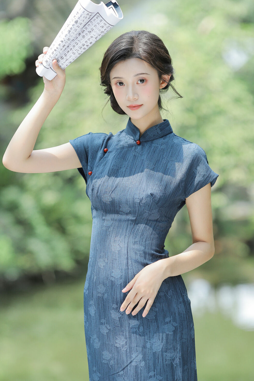 YiTuYu艺图语 Vol.10177 Yi Kou Shao Mai (24P)