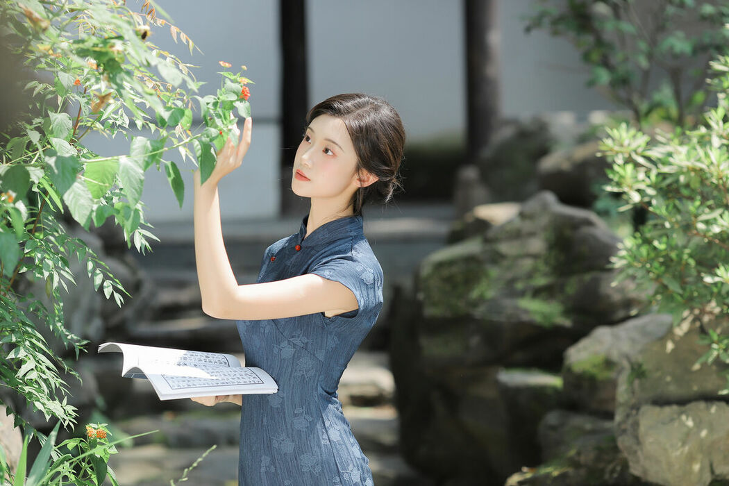 YiTuYu艺图语 Vol.10177 Yi Kou Shao Mai (24P)
