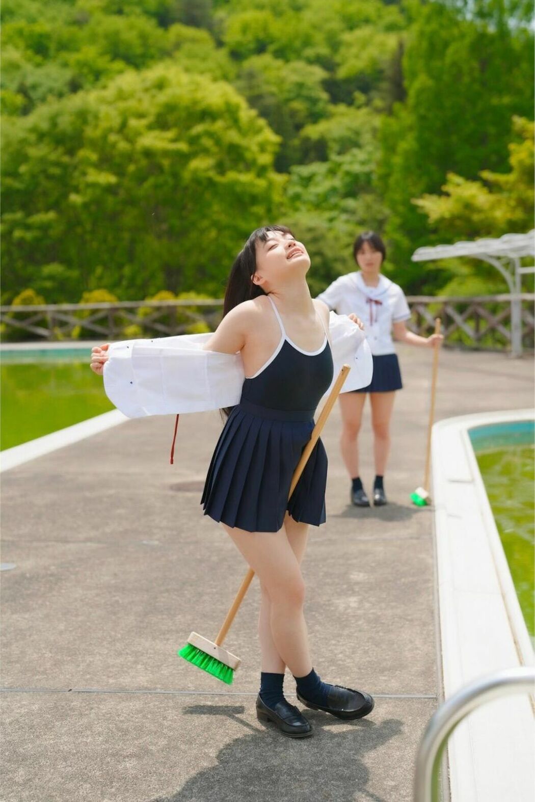JP Kanon Urara 花音うらら And Monami Suzu もなみ鈴 – Beautiful World (71P)