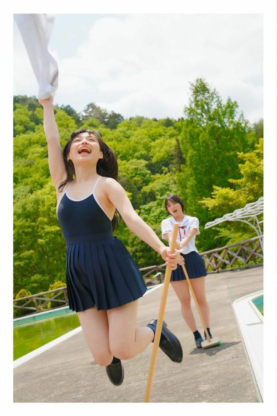 JP Kanon Urara 花音うらら And Monami Suzu もなみ鈴 – Beautiful World (71P)