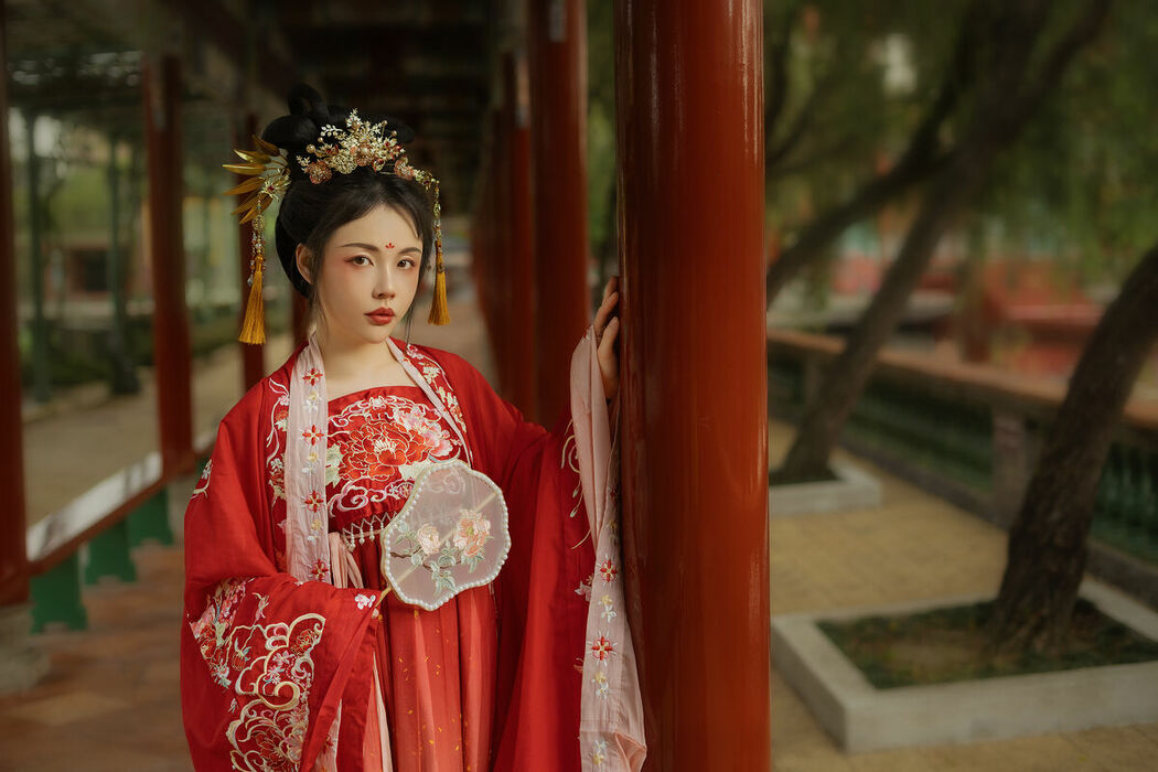 YiTuYu艺图语 Vol.10182 Wen Zi (16P)