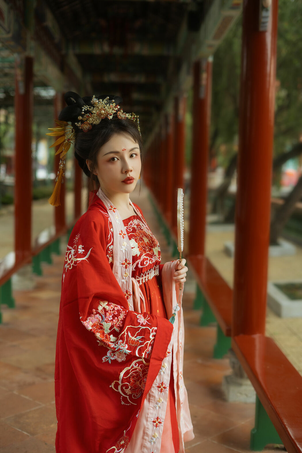 YiTuYu艺图语 Vol.10182 Wen Zi (16P)