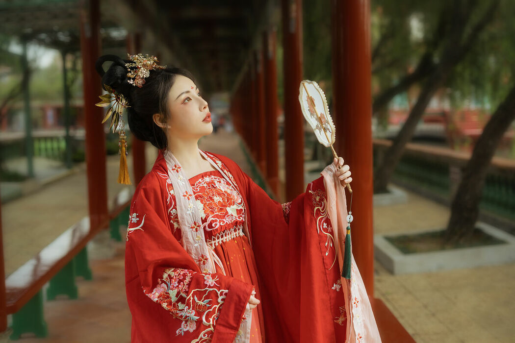 YiTuYu艺图语 Vol.10182 Wen Zi (16P)