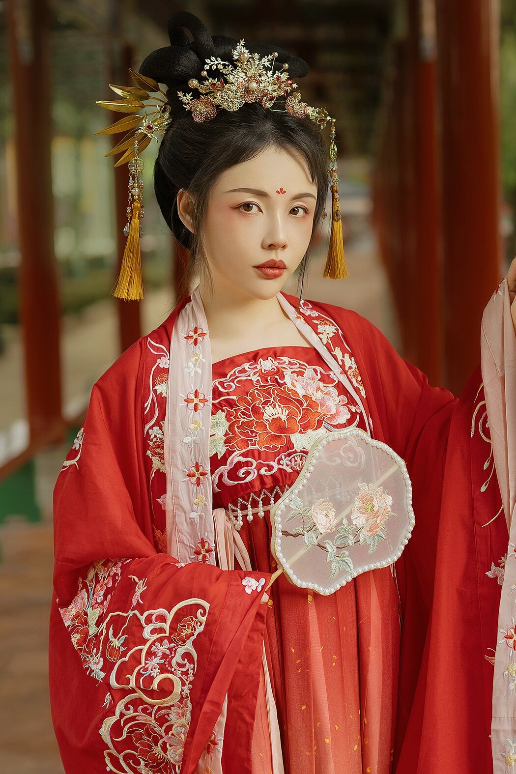 YiTuYu艺图语 Vol.10182 Wen Zi (16P) Cover Photo