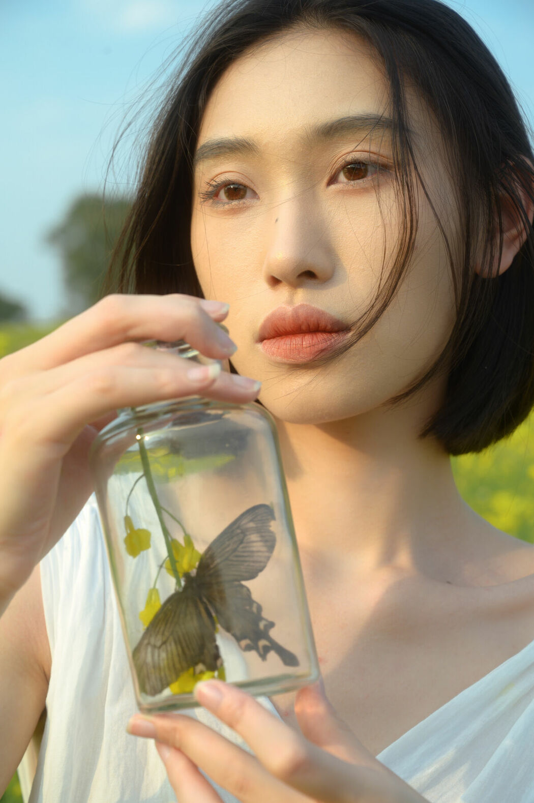 YiTuYu艺图语 Vol.10186 Xin Jie (33P)