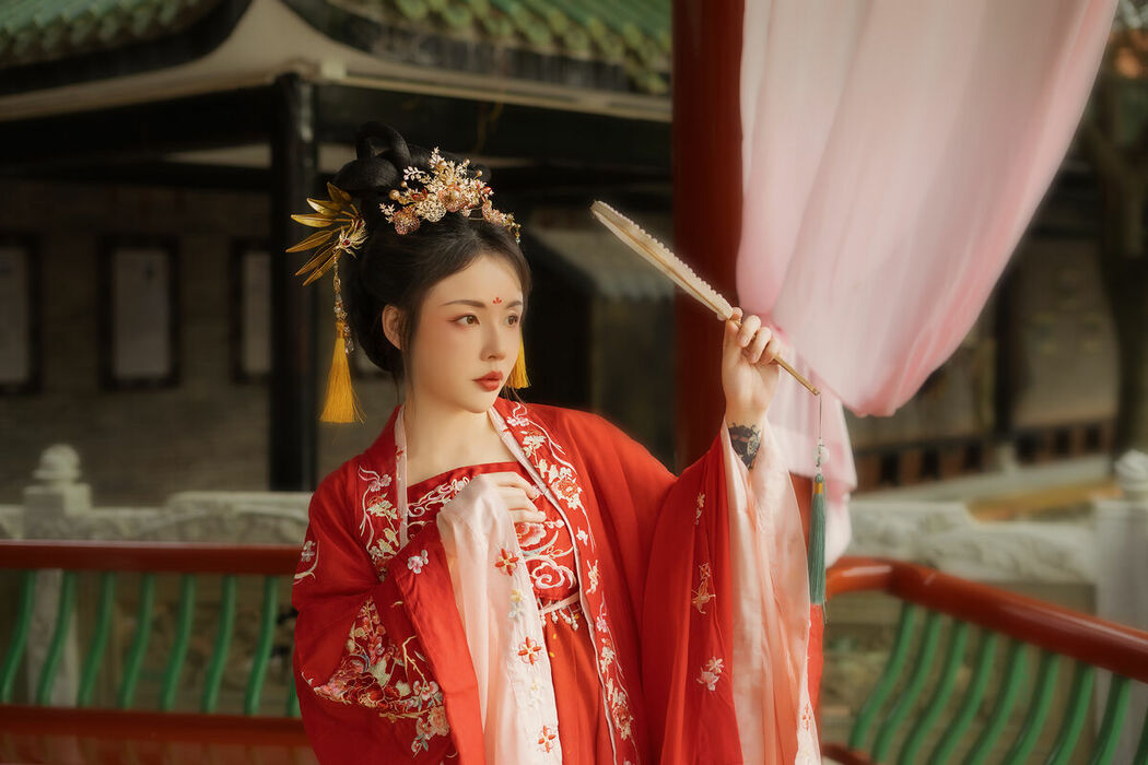 YiTuYu艺图语 Vol.10182 Wen Zi (16P)