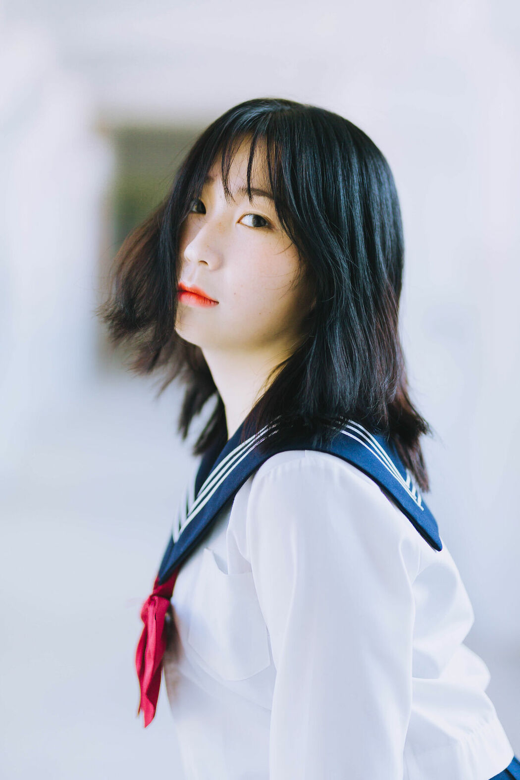 YiTuYu艺图语 Vol.10187 Xin Yi (15P)