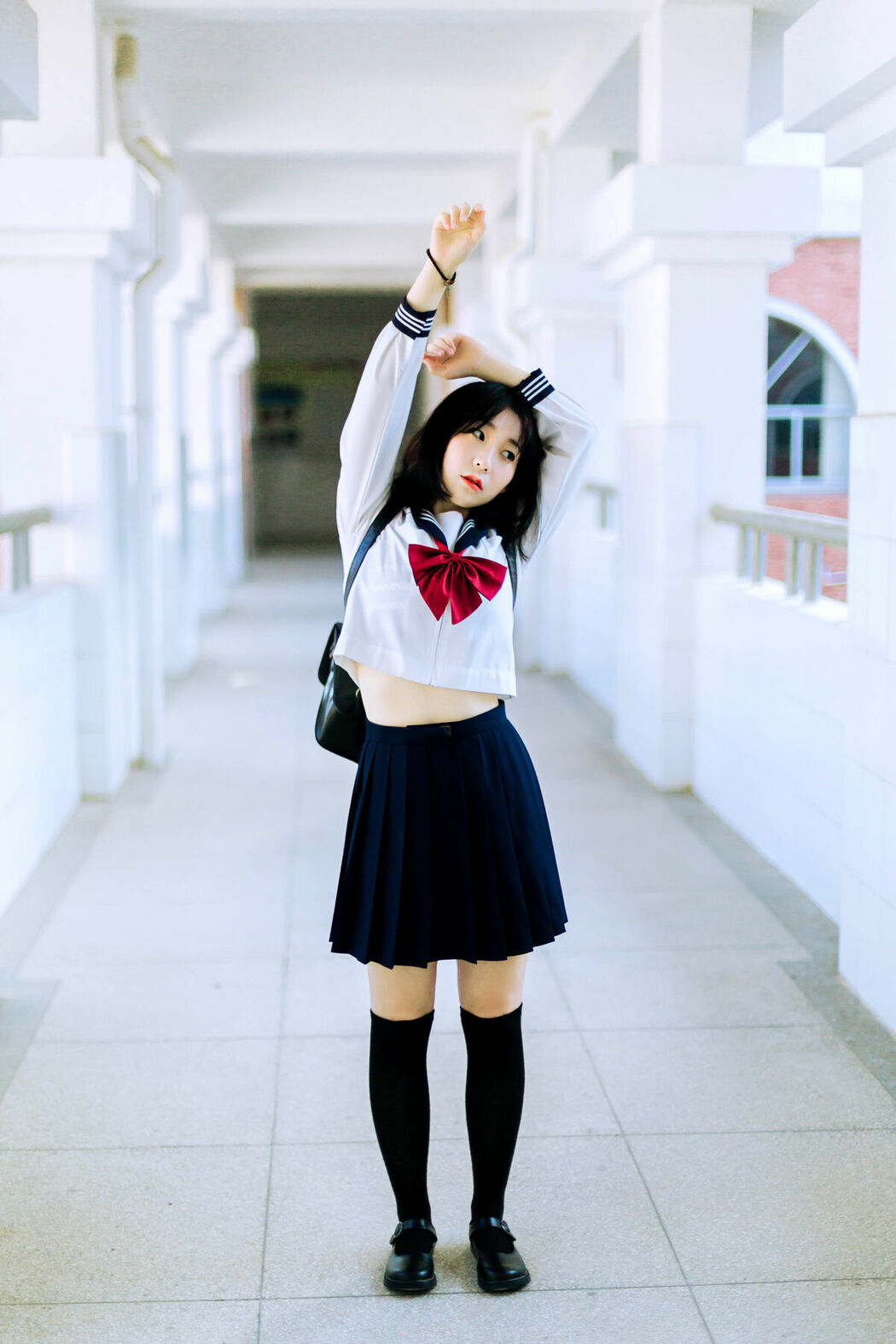 YiTuYu艺图语 Vol.10187 Xin Yi (15P)