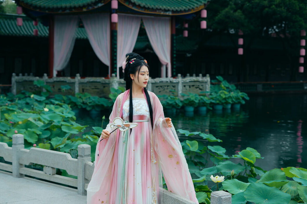 YiTuYu艺图语 Vol.10190 Wen Di (21P)