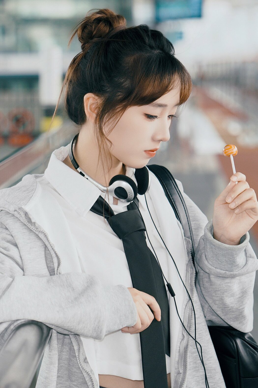 YiTuYu艺图语 Vol.10188 You Zi Pi (20P) Cover Photo