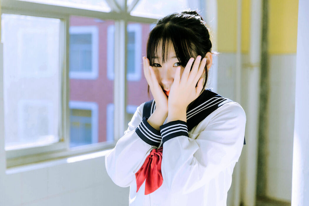 YiTuYu艺图语 Vol.10187 Xin Yi (15P)