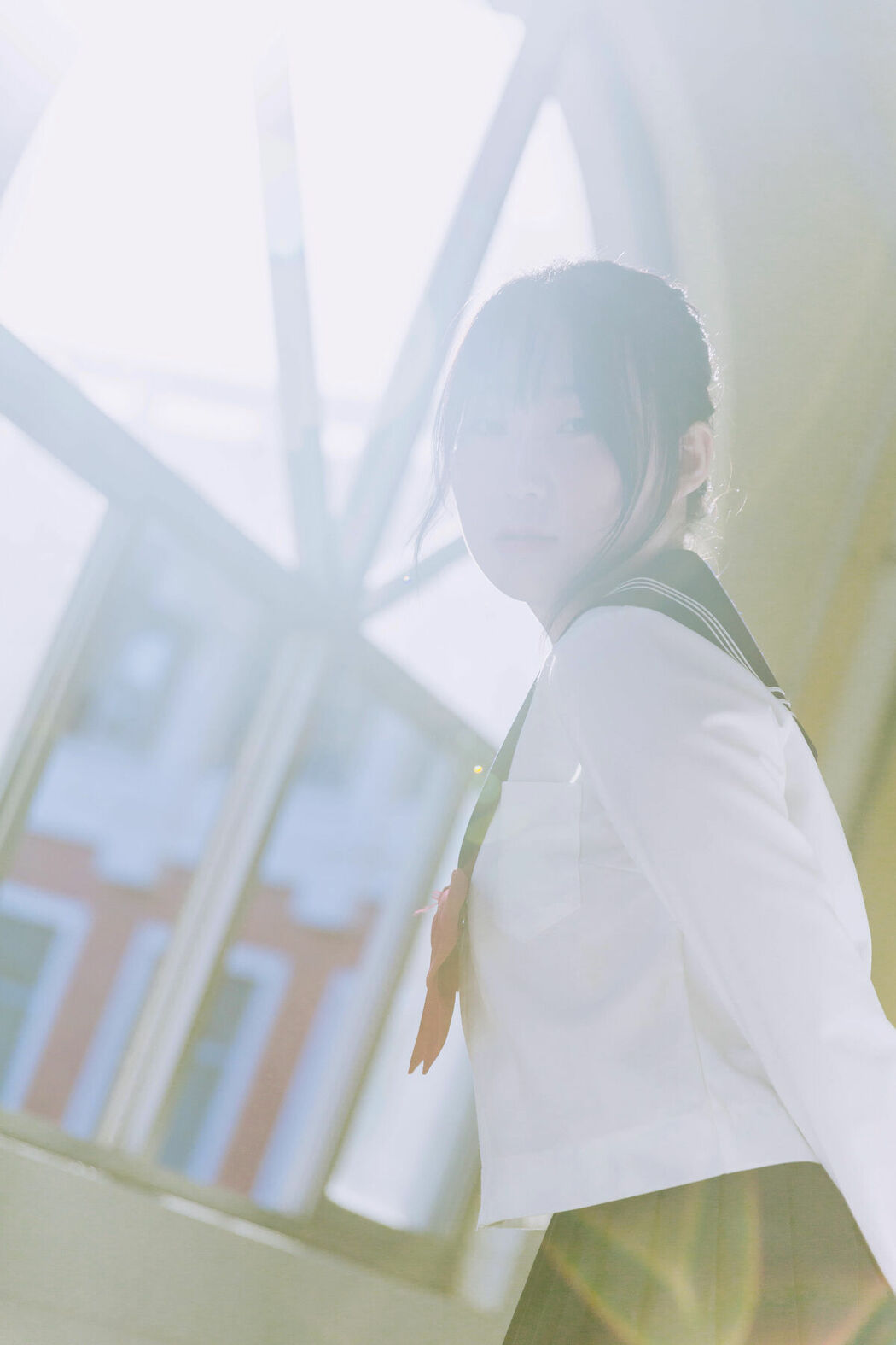 YiTuYu艺图语 Vol.10187 Xin Yi (15P)