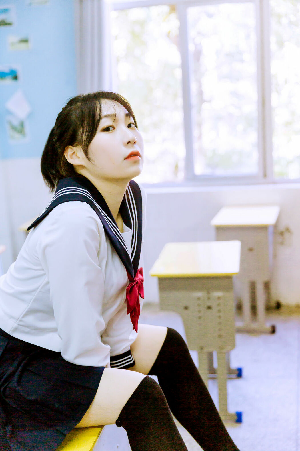 YiTuYu艺图语 Vol.10187 Xin Yi (15P)