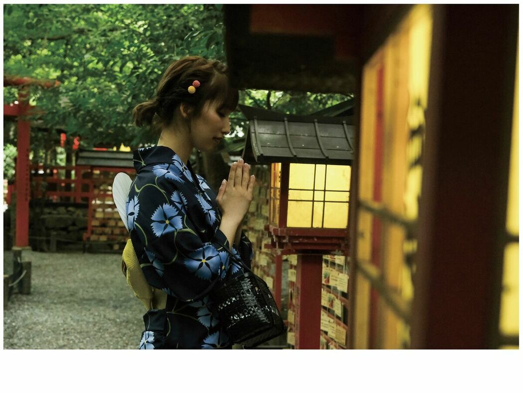 JP Shiori Tokunaga 徳永しおり – Travel Guide 旅のしおり (78P)