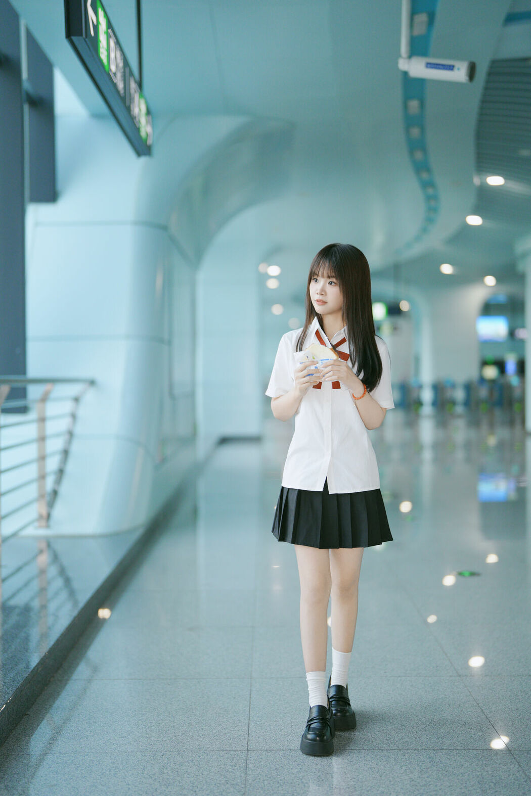 YiTuYu艺图语 Vol.10192 Xiao Zhu Kun Le (21P)