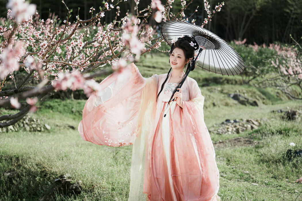 YiTuYu艺图语 Vol.10199 Yang Yang Yang Ya (21P)