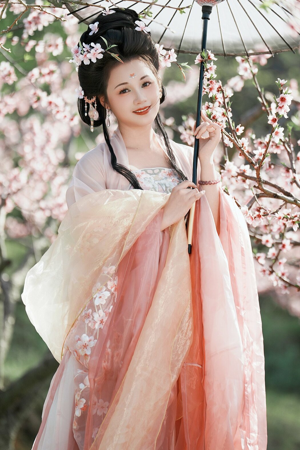 YiTuYu艺图语 Vol.10199 Yang Yang Yang Ya (21P) Cover Photo