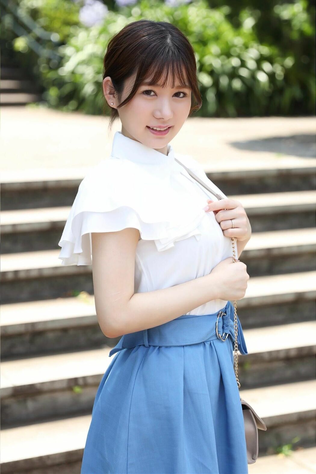 JP Mei 芽衣さん – 芸能人の雰囲気を漂わせる可愛い系人妻 Part01 (51P)
