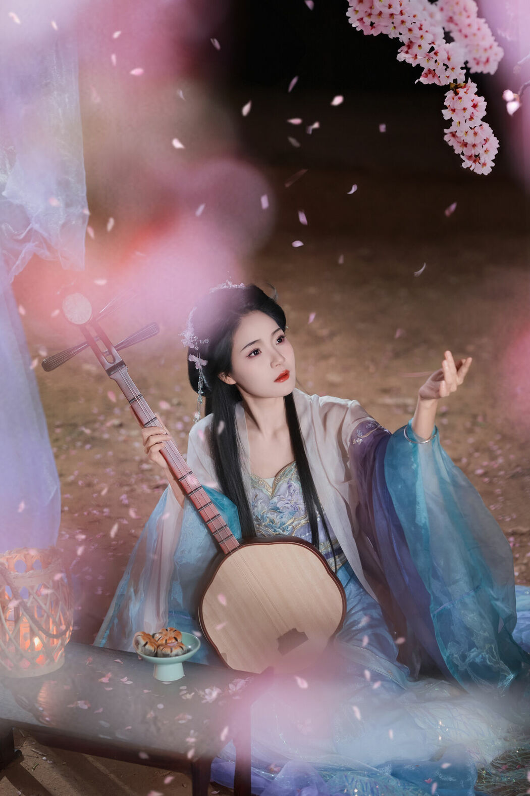 YiTuYu艺图语 Vol.10200 Nan Zhi (15P)