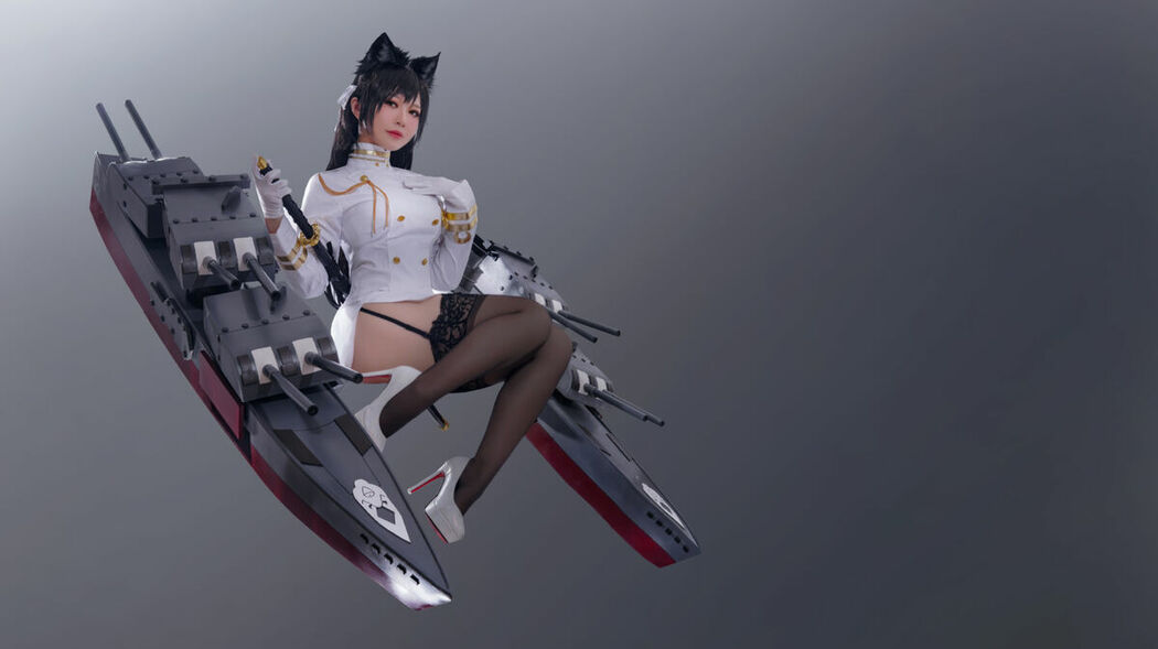 Coser@半半子 – 爱宕 (46P)