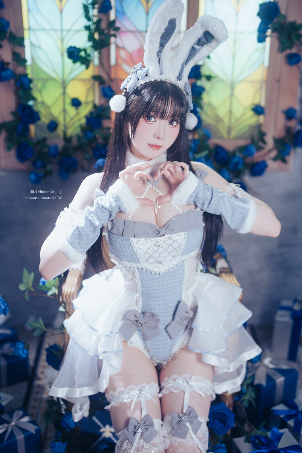 Coser@霜月shimo – 2025 Present 02 (17P – 3V)
