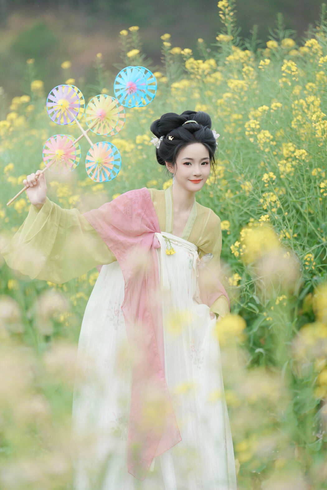 YiTuYu艺图语 Vol.10204 Nan Zhi (18P)