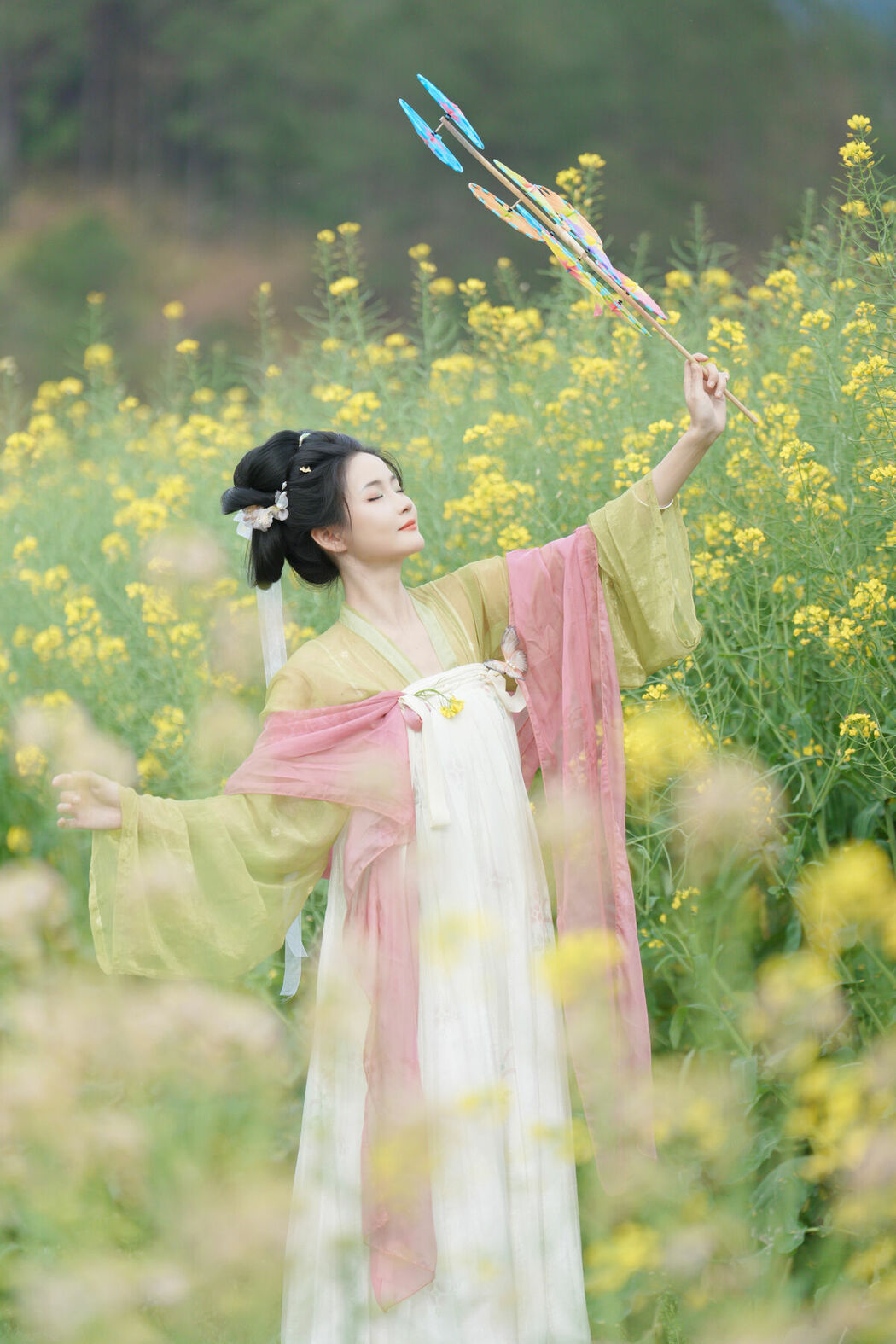 YiTuYu艺图语 Vol.10204 Nan Zhi (18P)