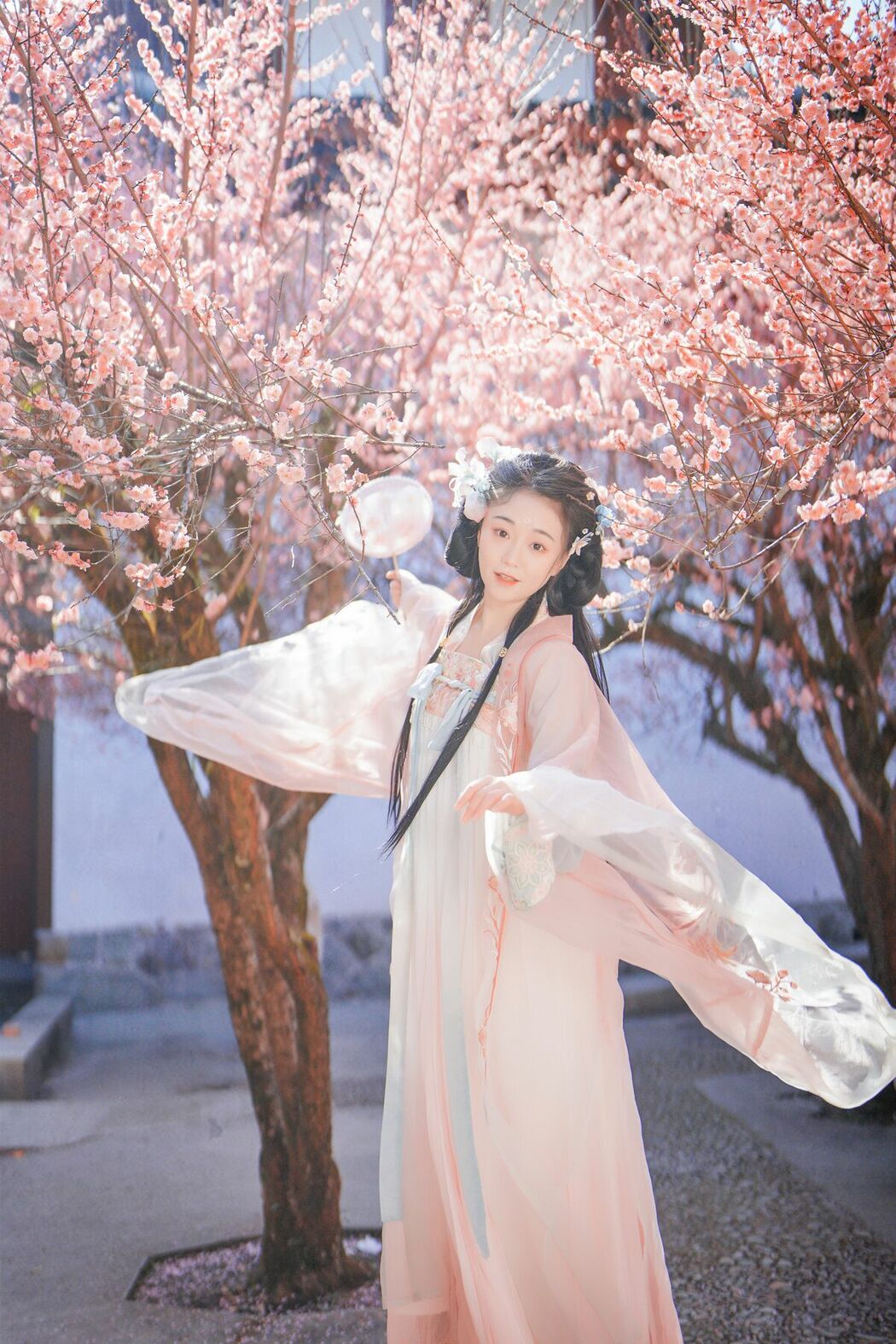 YiTuYu艺图语 Vol.10207 Qing Mo 07 (23P)