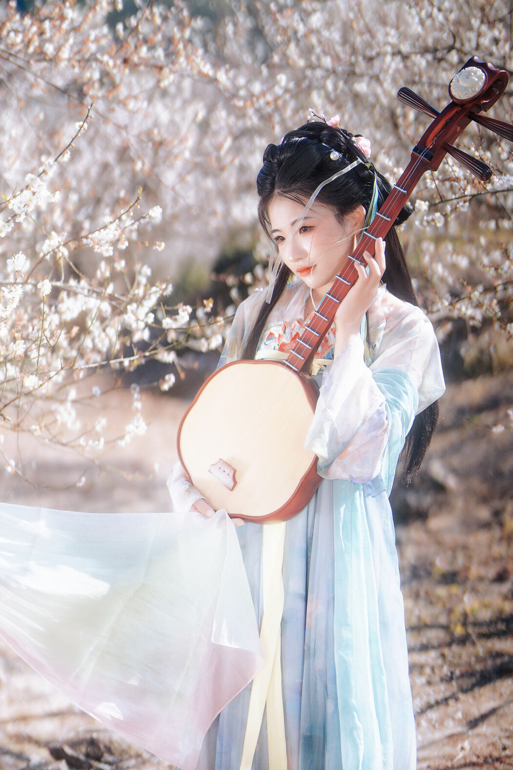 YiTuYu艺图语 Vol.10208 Ba La Ba La (15P)