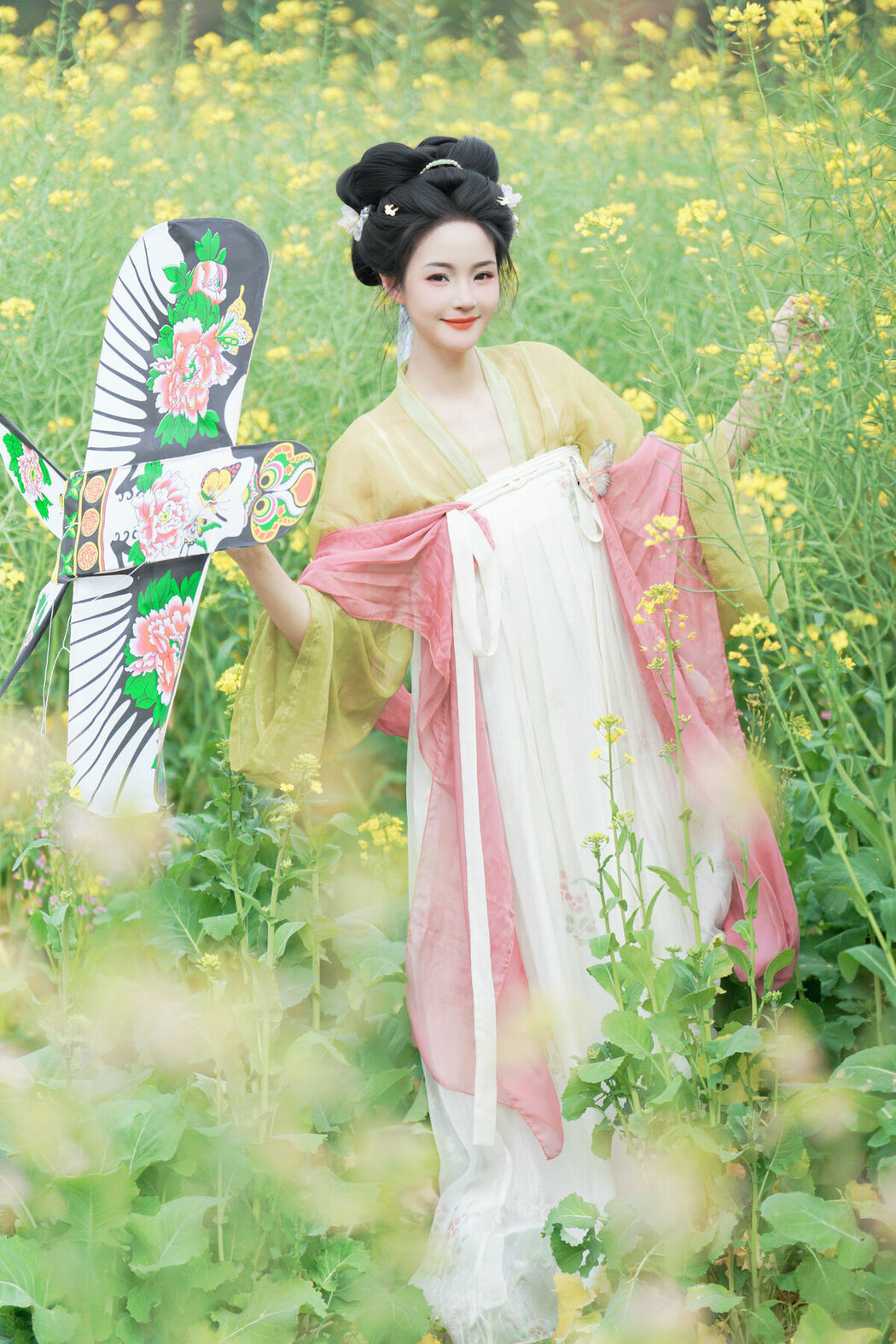 YiTuYu艺图语 Vol.10204 Nan Zhi (18P)