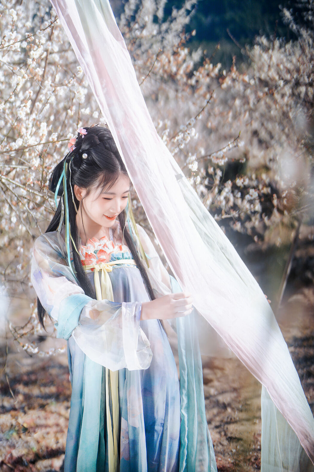 YiTuYu艺图语 Vol.10208 Ba La Ba La (15P)