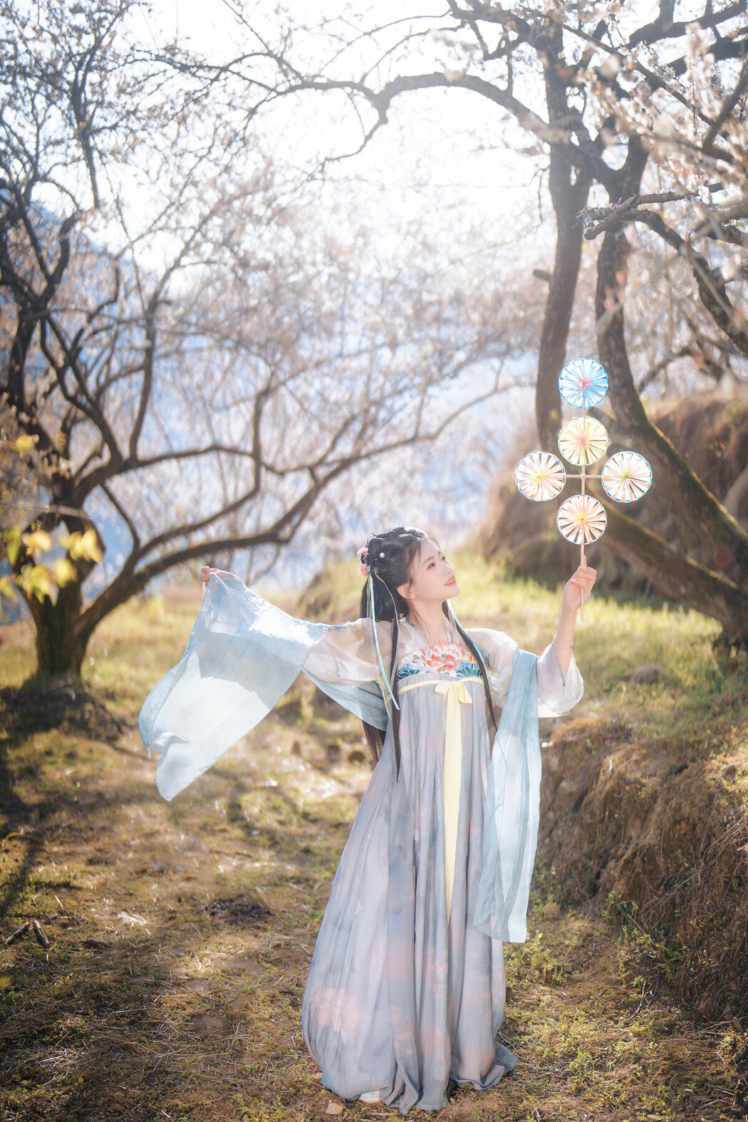YiTuYu艺图语 Vol.10208 Ba La Ba La (15P)