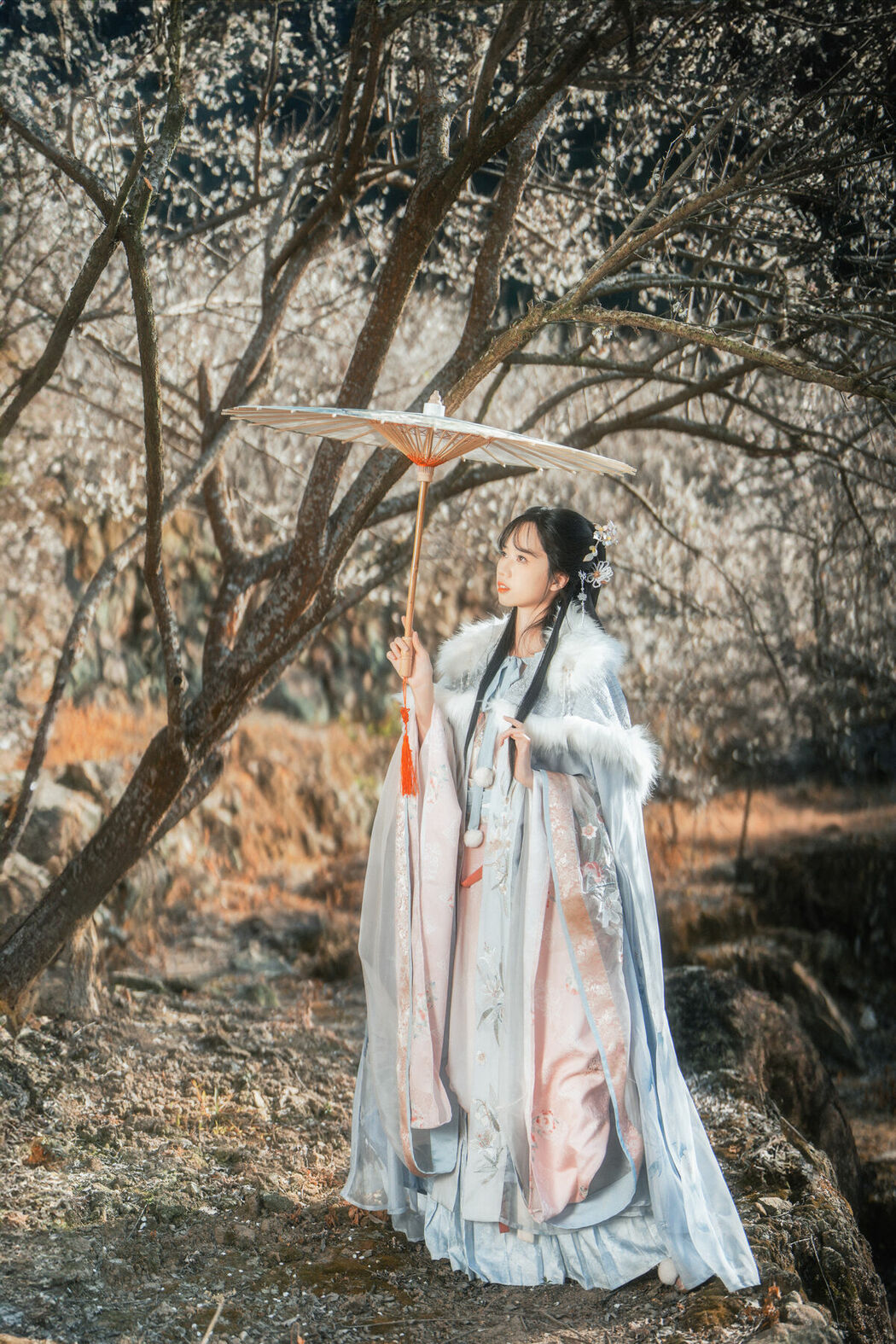 YiTuYu艺图语 Vol.10209 Nan You Chen Miao Miao (18P)