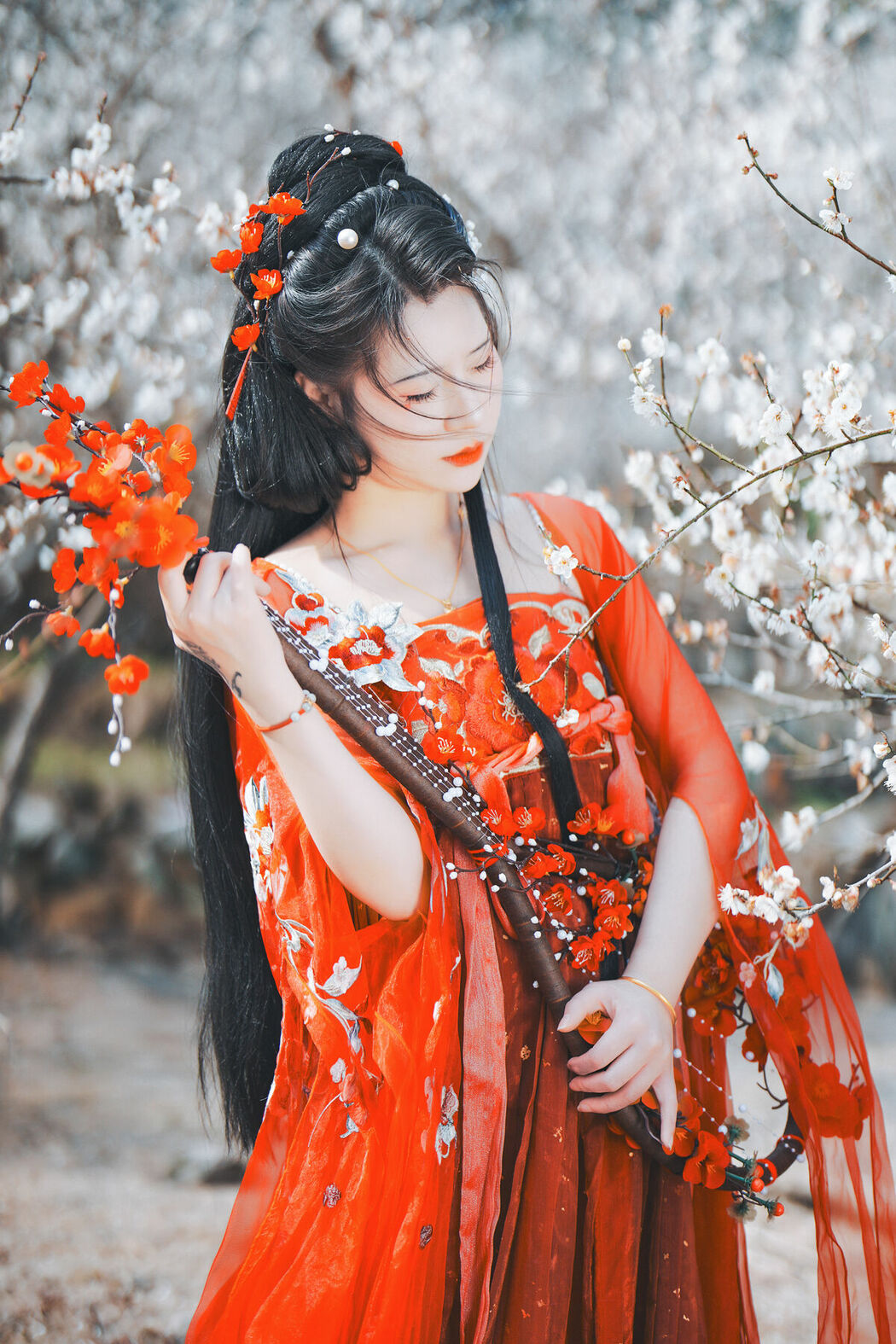 YiTuYu艺图语 Vol.10210 Qian Yue Mei You Yue (19P)