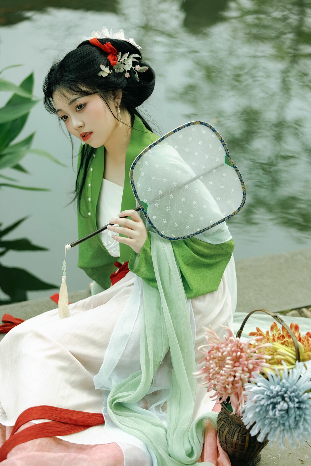 YiTuYu艺图语 Vol.10212 Jin Zou Ba (15P)