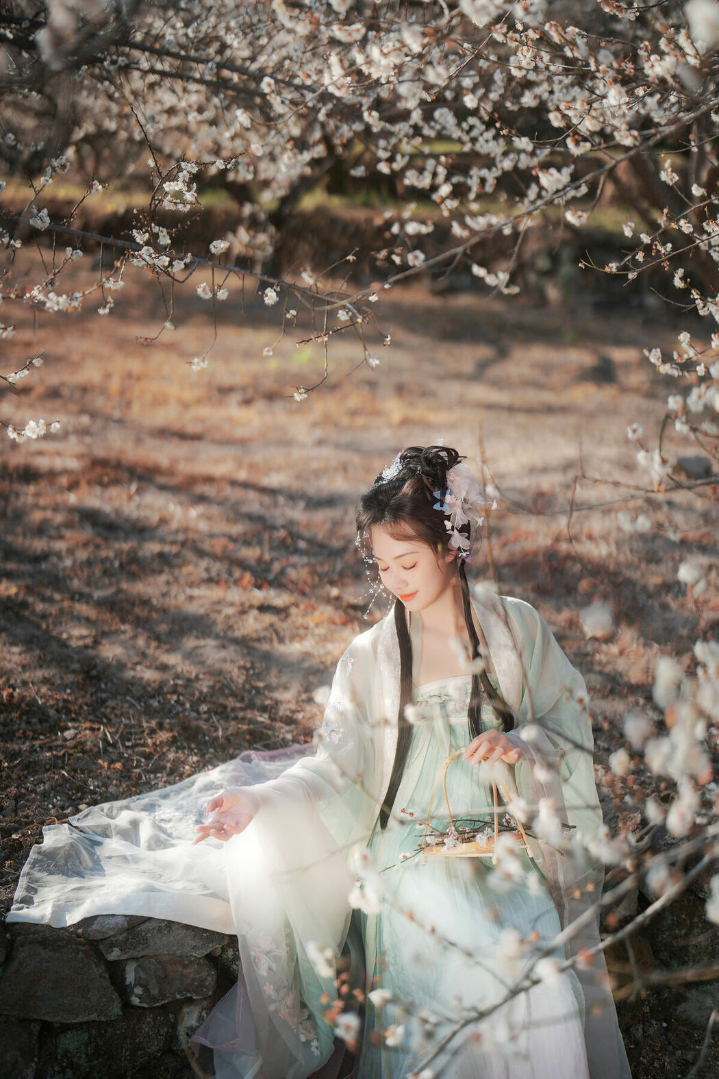 YiTuYu艺图语 Vol.10211 Yang Yang Yang Ya (26P)