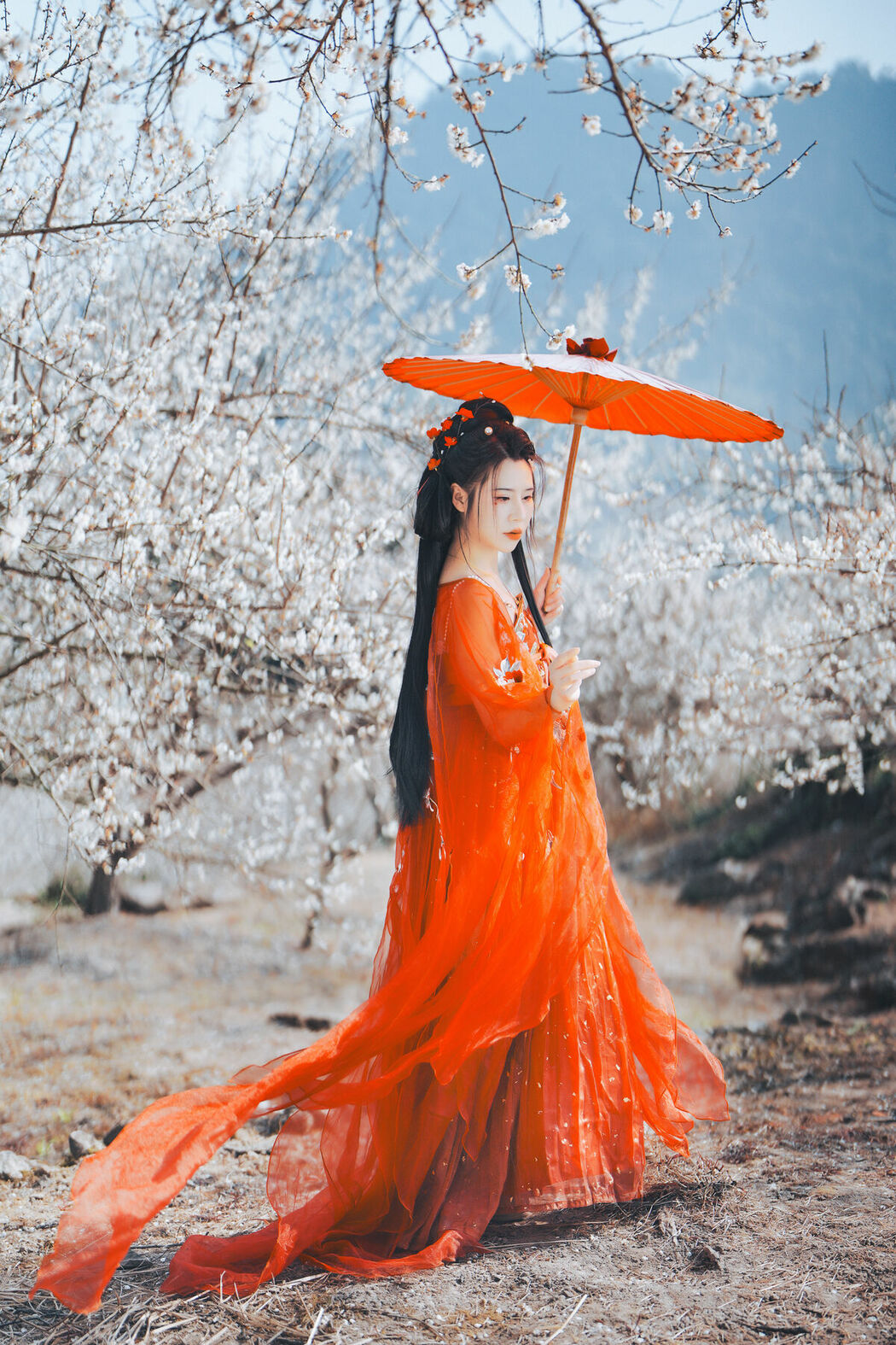 YiTuYu艺图语 Vol.10210 Qian Yue Mei You Yue (19P)